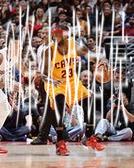 詹姆斯三连三双创历史 湖人击败灰熊豪取3连胜