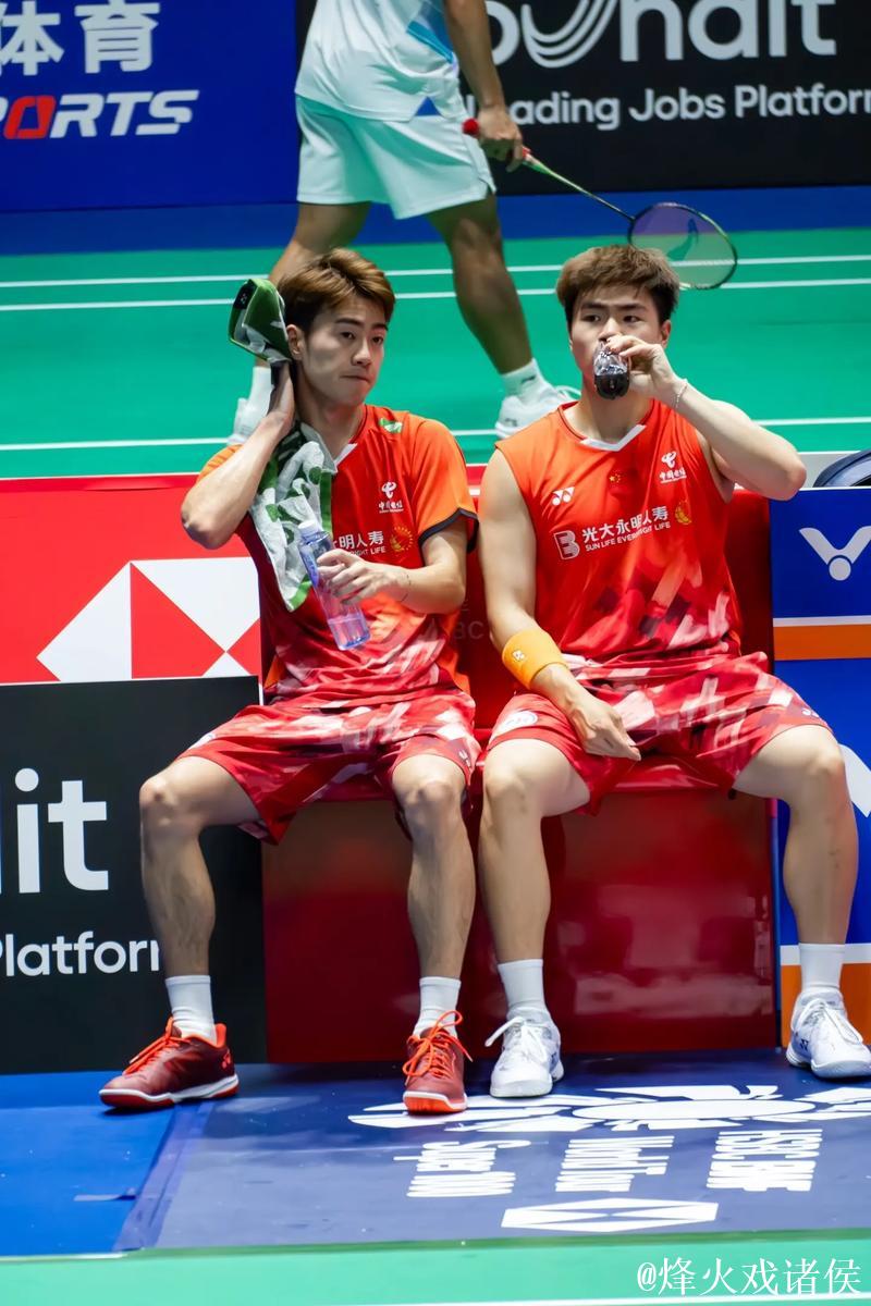 中国香港羽毛球公开赛：“梁王”组合挺进男双决赛
